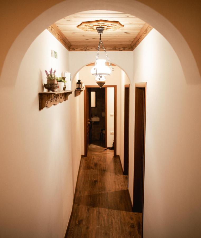 4 Rooms Since 1950 Gjirokastër Esterno foto