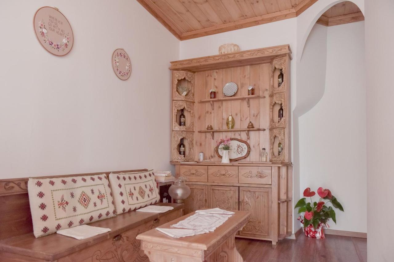 4 Rooms Since 1950 Gjirokastër Esterno foto